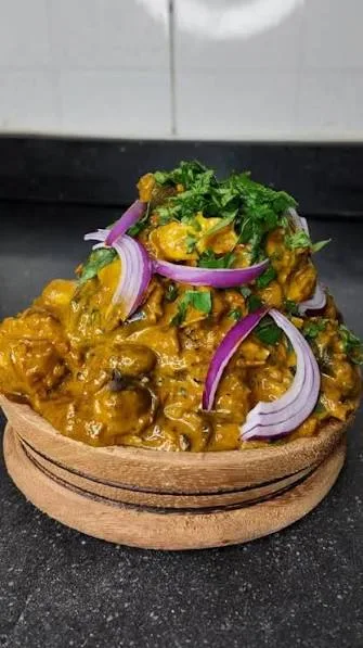 Isi Ewu (Spiced Goat Head)